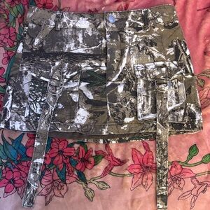Rise Camouflage Mini Skirt with Pockets